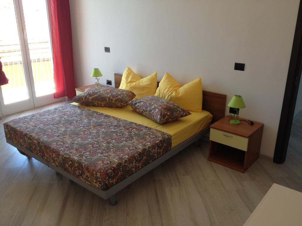 Best Lavagna Apartment Cameră foto